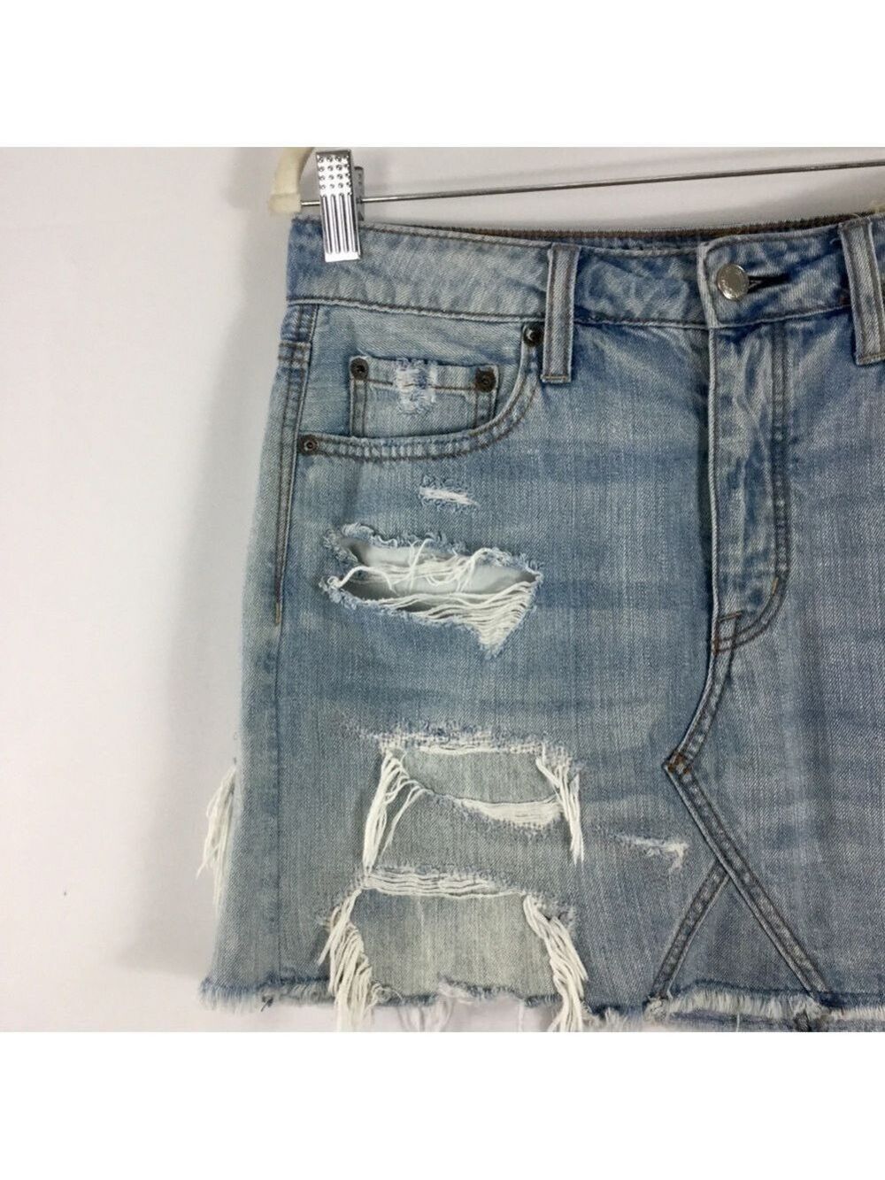 American Eagle Outfitters AE Vintage Hi-Rise Denim Skirt Distressed Size 6 - Picture 3 of 12
